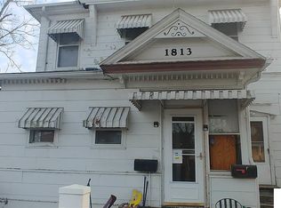 1813 Binney St, Omaha, NE 68110