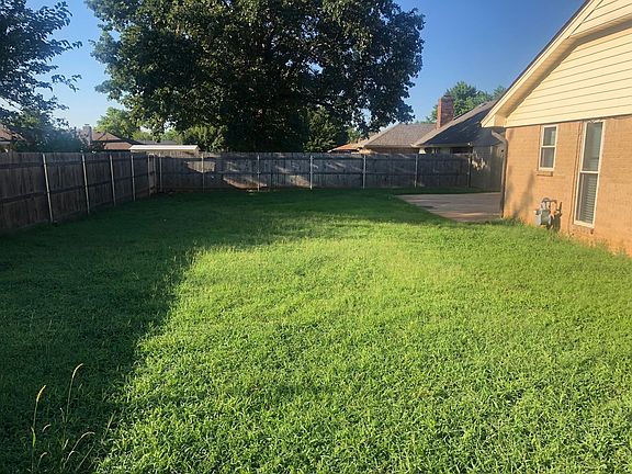 4th image of 12512 High Meadow Dr