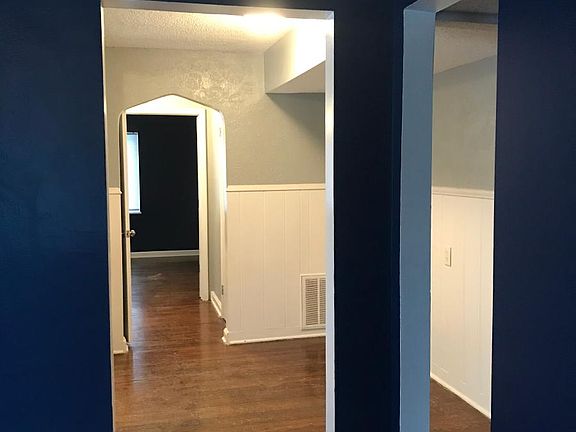 2nd image of 3119 Bracken Woods Ln APT 3