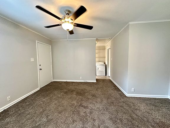 4th image of 127 Allison Dr