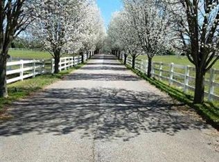 831 Cox Rd, Moorestown, NJ 08057