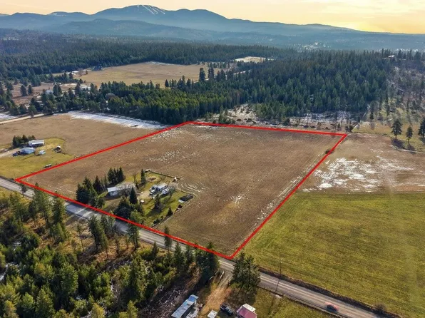 11918 E Bridges Rd, Elk, WA 99009