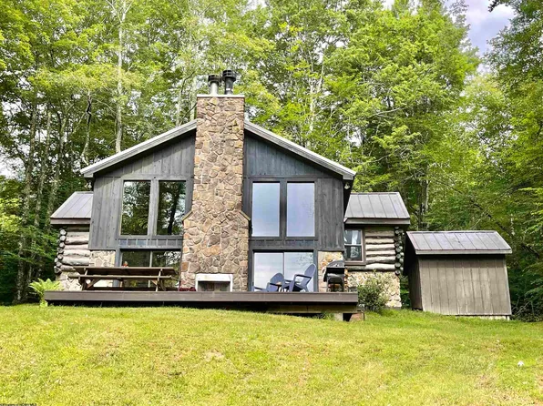 938 Lakeview Rd, Davis, WV 26260