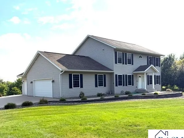 1617 W 9th St, Albert Lea, MN 56007