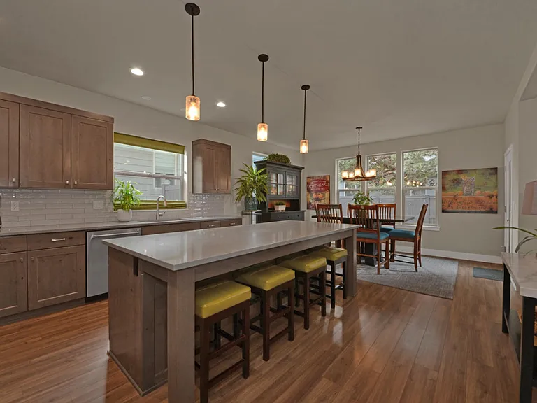 63132 NW Via Cambria — Photo 7