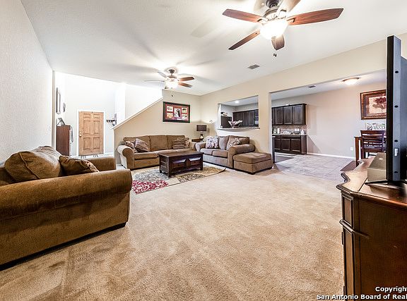 4th image of 433 Auburn Park