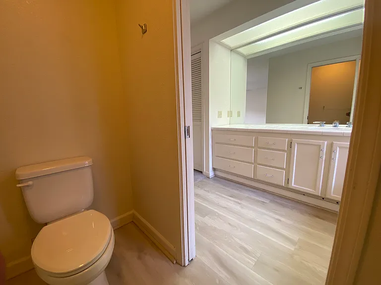 104 White Oaks Ln — Photo 16