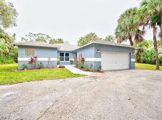2560 4th Ave SE, Naples, FL 34117