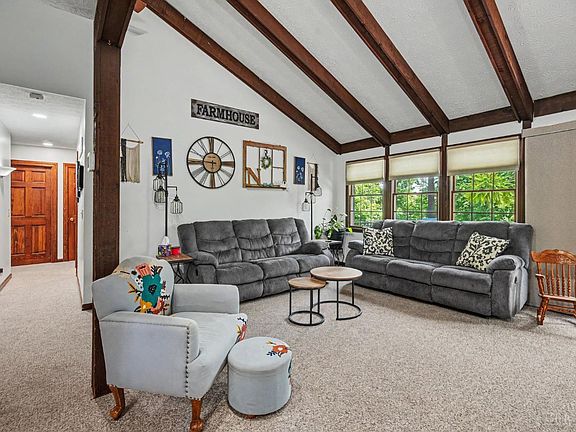 5th image of 8393 Bridgetown Rd