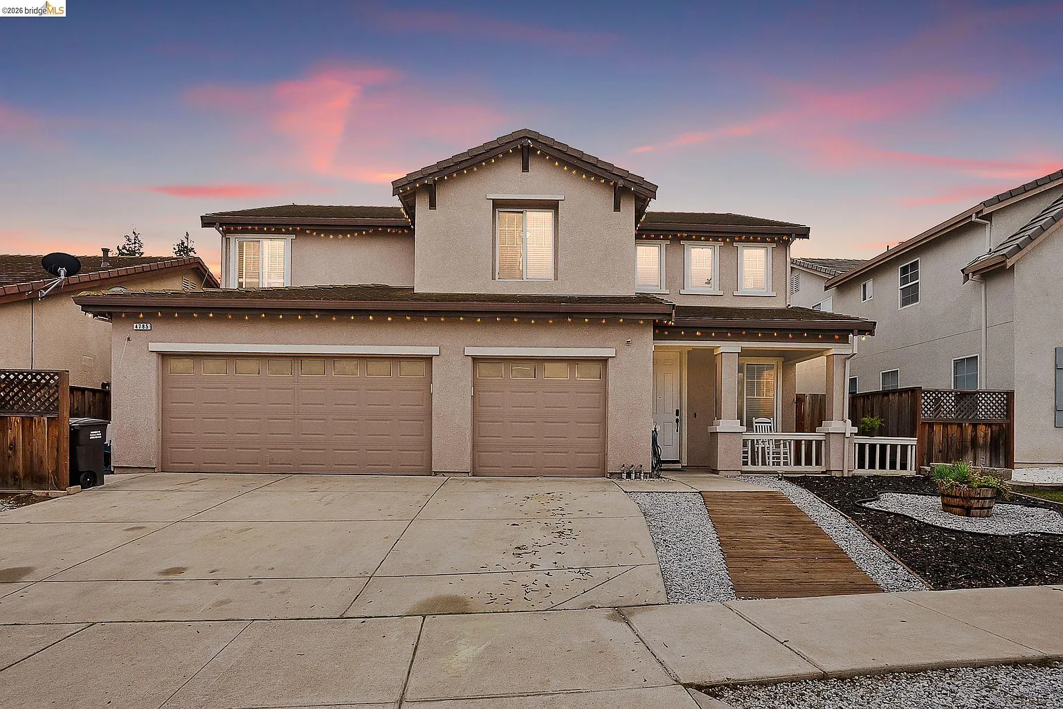 4785 Mammouth Ln photo 1