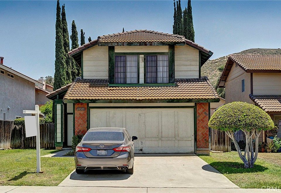 1st image of 14585 Mountain High Dr