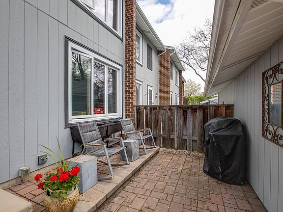 3rd image of 234 Driftwood Ln
