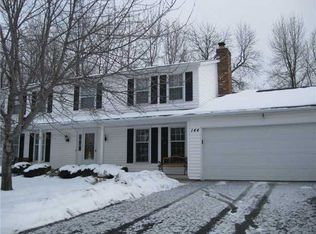 144 Oak Bridge Way, Rochester, NY 14612
