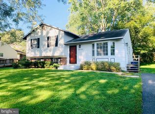 18640 Blue Violet Ln, Gaithersburg, MD 20879