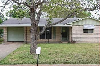 1st image of 4305 Greenbriar Dr