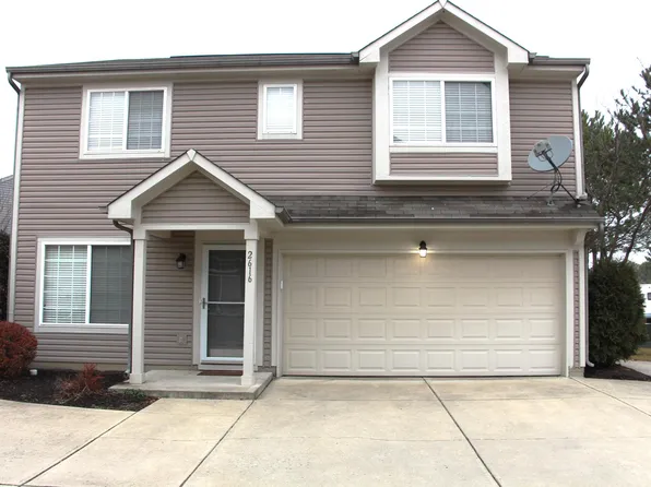 2616 Fraiser Fir Dr, Greenwood, IN 46143