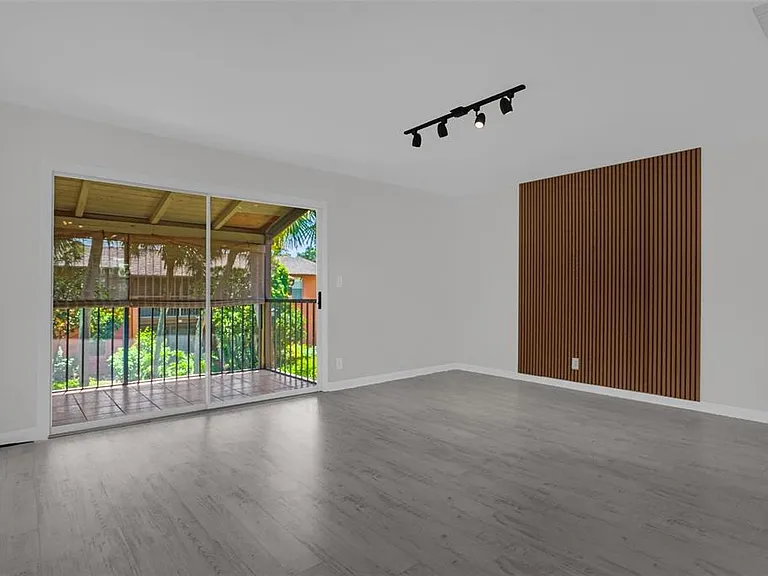 754 E Michigan St #174 — Photo 4