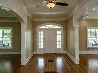 4218 River Rd, Louisville, KY 40207