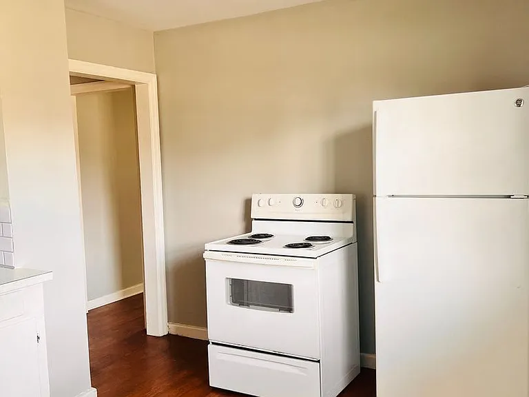 901 Central Dr — Photo 12