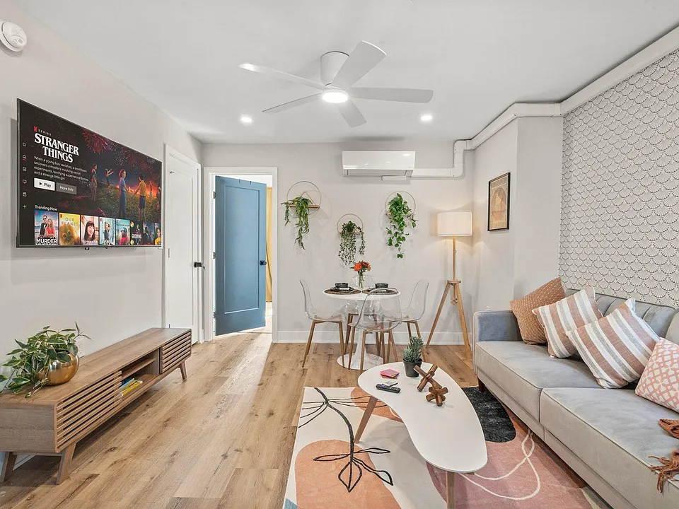 1334 E Passyunk Ave #3