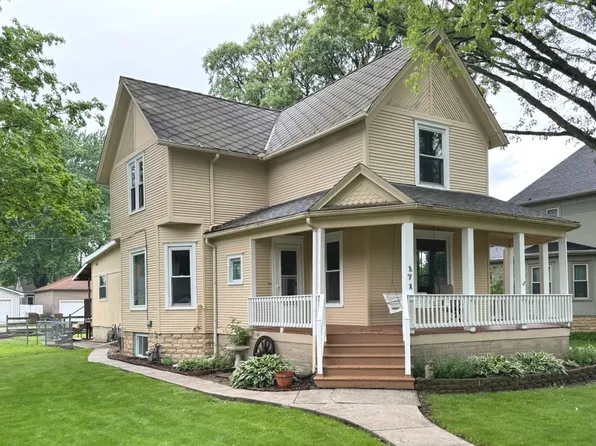 171 N Main St, Herscher, IL 60941