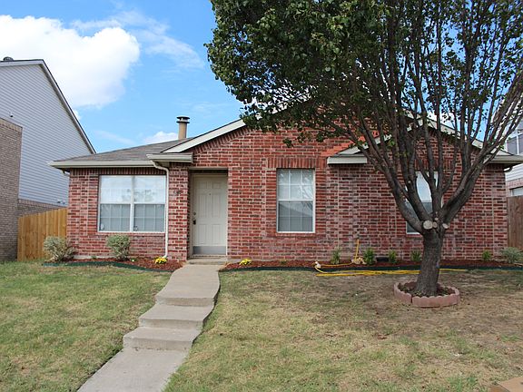 2nd image of 4325 Onyx Dr
