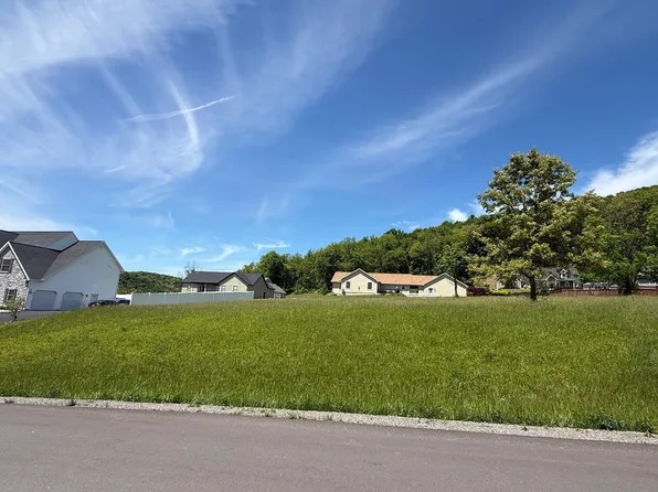 440 Chel Dr, Hughesville, PA 17737
