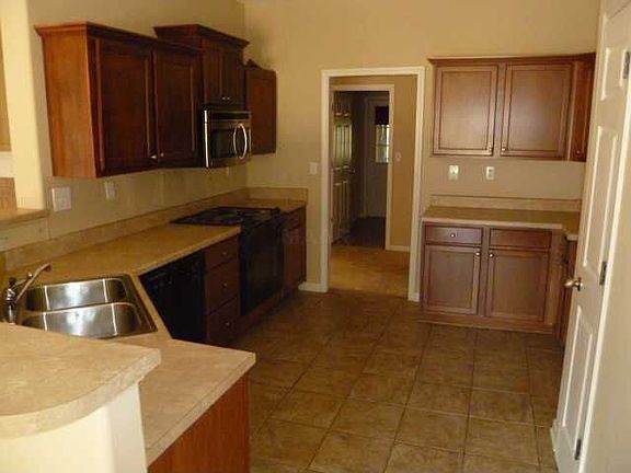 4th image of 7679 Gosbrook Ln