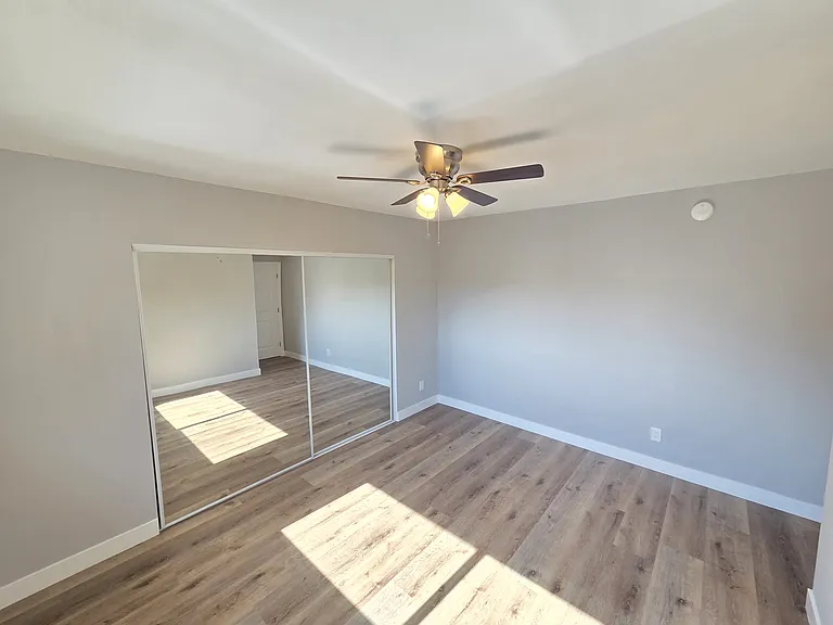 Oxnard Gardens — Photo 17
