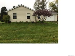 2061 Walworth Penfield Rd, Walworth, NY 14568