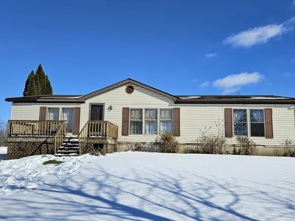 9481 Jackson Rd, Clarksville, MI 48815
