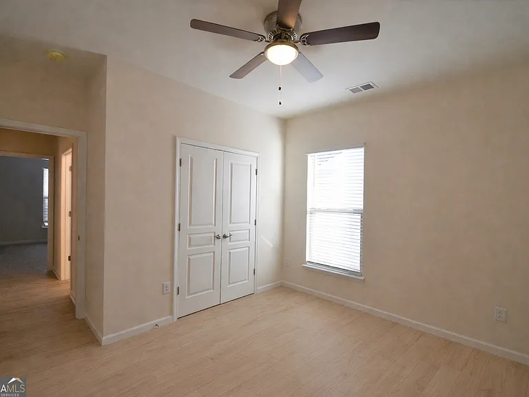217 Florence Rd — Photo 13