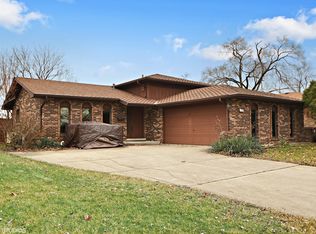17140 70th Ave, Tinley Park, IL 60477
