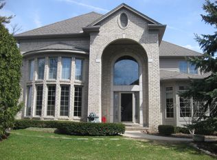 6608 Enclave Dr #1, Clarkston, MI 48348