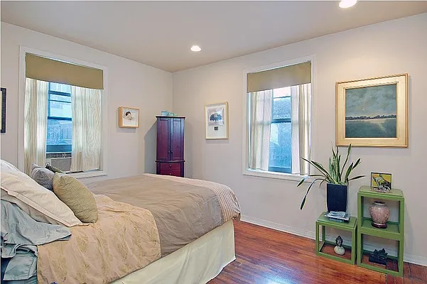 Rented by Corcoran | media 24