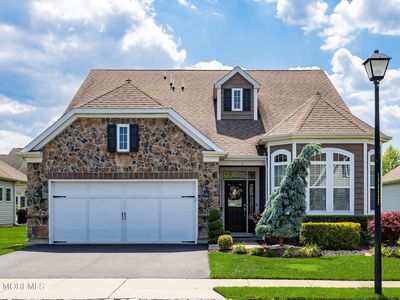 6 E Dartford Drive, Farmingdale, NJ, 07727