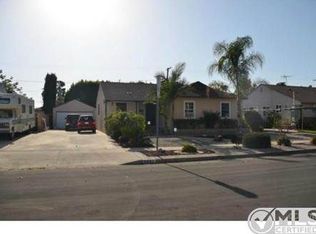 8051 Darby Ave, Reseda, CA 91335