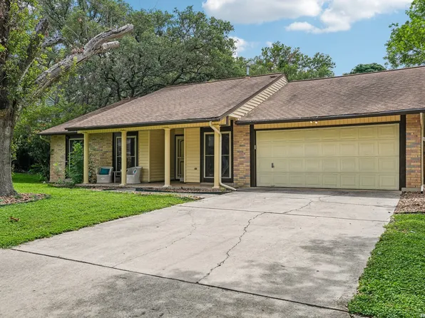 16319 Falcon Hill St, San Antonio, TX 78247
