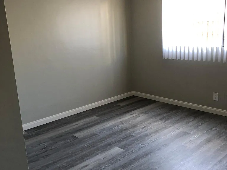 1738 Locust Ave #3 — Photo 11