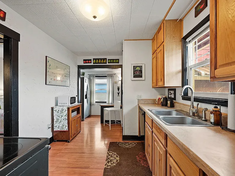 30 E Oregon St — Photo 10