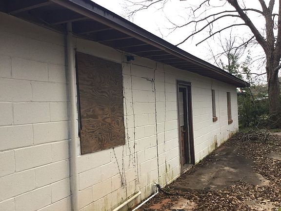 5th image of 1419 N 48th Ave