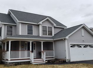 138 Pasture Dr, Manchester, NH 03102