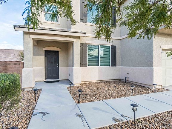 3rd image of 8116 Pink Desert St