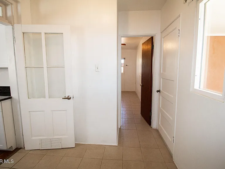 3510 Porter Ave #1 — Photo 20