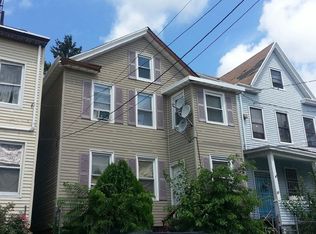 25 Hopper St, Prospect Park, NJ 07508