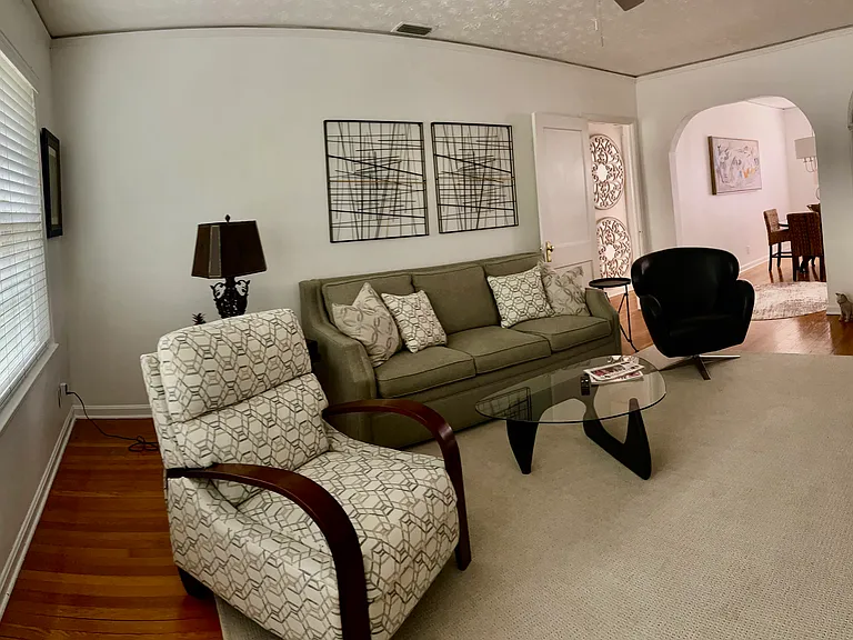 2725 Saint Johns Ave #4 — Photo 11