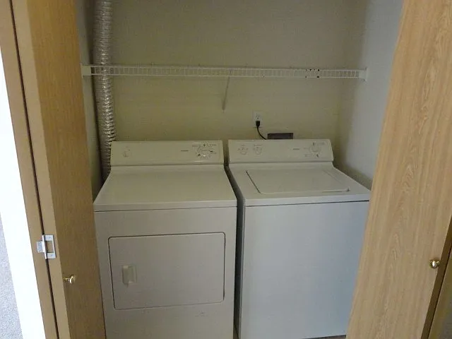 3 bedroom, 1.5 bathroom 3 bedroom, 1.5 bathroom
