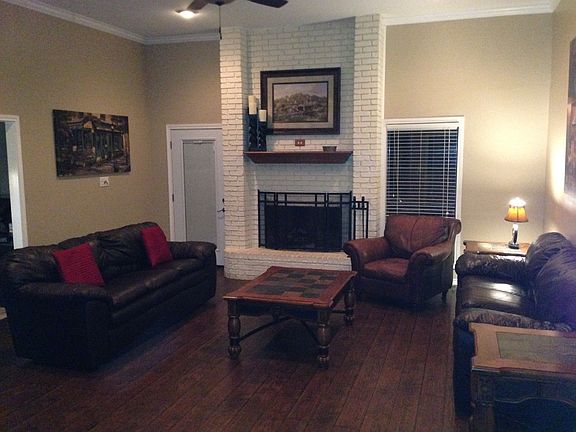 3rd image of 5803 Sheffield Dr