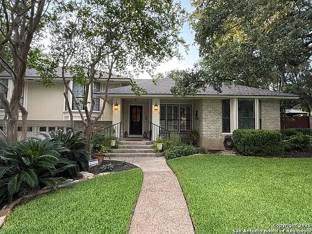 5 bed, 3.0 bath, 2847 sqft, $3,450 — Photo 1