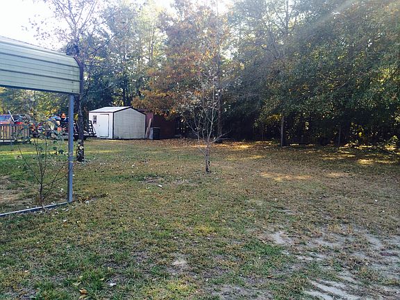4th image of 947 McRae Dr.